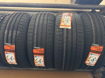 225/40 R19 tracmax x-privilio TY3