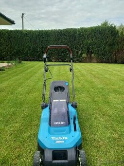 Aku Makita DLM 382aPM2 - 1