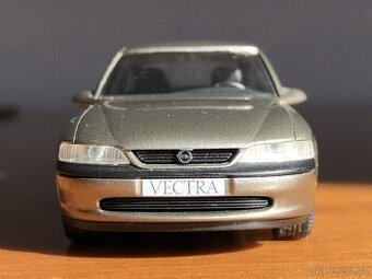 Opel Vectra B  1:43 Schuco Germany