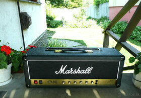 Marshall JCM 800 2203 amp