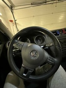 VW Golf 6 multifunkčný volant