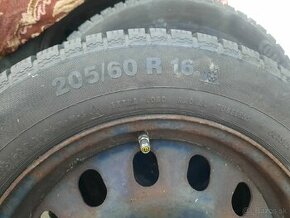 Zimne pneu na diskoch, 205/60 R16