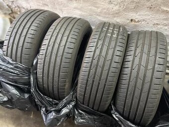 215/60r16