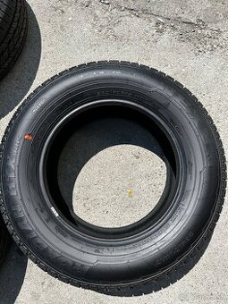 Nexen Roadian HTX 235/70 R17