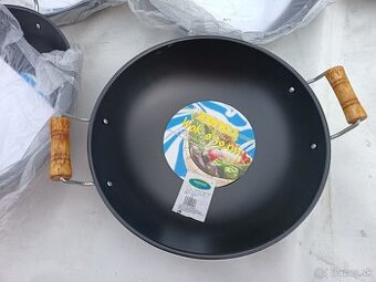 Wok panvica