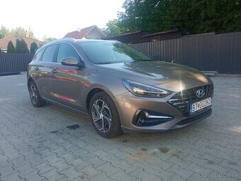 Predam Hyundai CW i30 mild-hybrid