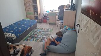 Ponukam strazenie deticiek.