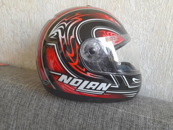Moto helma M