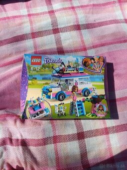 Lego friends - Olívia a jej špeciálne vozidlo