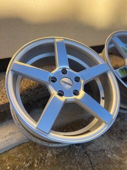 5x112 r17 vossen disky