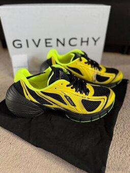 Givenchy - original