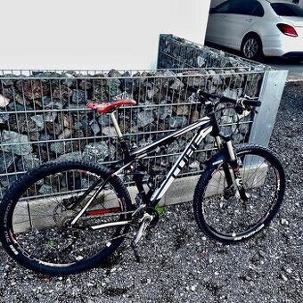 Predam celoodpruzeny CUBE