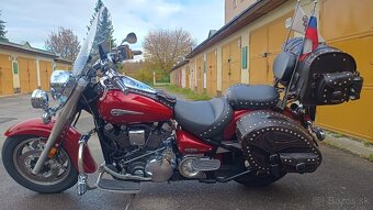 Yamaha XV1700 Road Star - 1