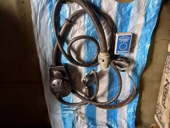 vojenske komunikacne zariadenie