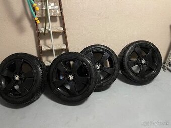 Zimne pneumatiky s original diskami škoda