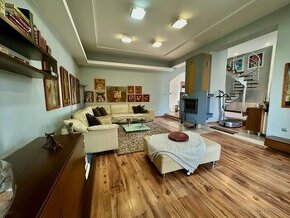 Dom v centre mesta s bazénom | Michalovce | Znížená cena