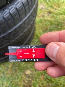 215/55 R17 ZIMNE PIRELLI