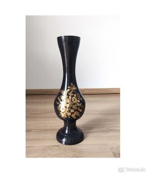 Indická váza tepaná