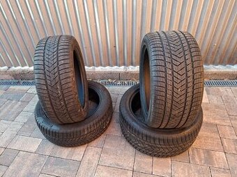 Predám zimné pneu.Pirelli dvojrozmer-R20