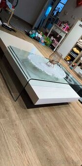 Konferenčný stolík