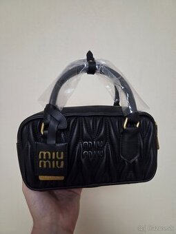 kabelka Miu Miu
