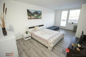 NOVINKA V PONUKE - Na predaj 3 izbový byt - Radvaň