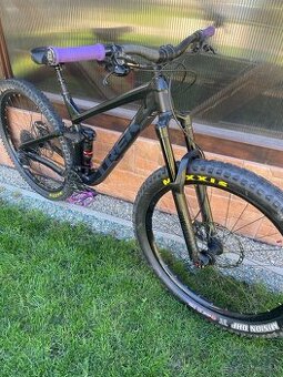 Trek Slash 8
