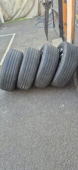 Predam 4xletné pneu. Continental EcoContact6 235/55 r18 104H