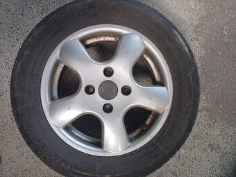 Nissan 4x114,3 r 15" - 1
