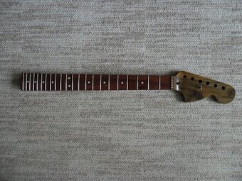 predam neck na stratocaster
