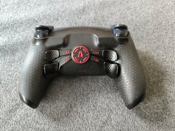 Predám custom PS5 ovládač