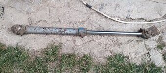 Predam hydraulicky valec