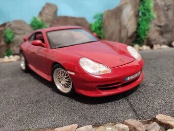 Prodám model 1:18 porsche 911 GT3 996
