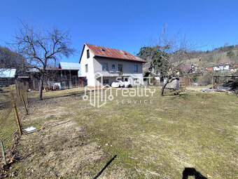 Investícia, Rodinný dom/2 stavebné pozemky, 1439 m2, Malacho