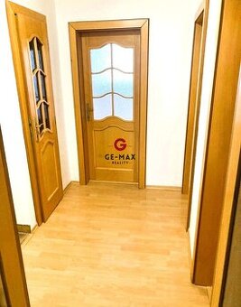GE-MAX Reality ponúka na predaj 3-izbový byt s lodžiou – Hum