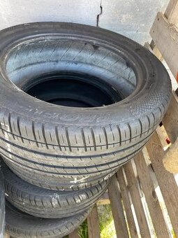 225/50 r17