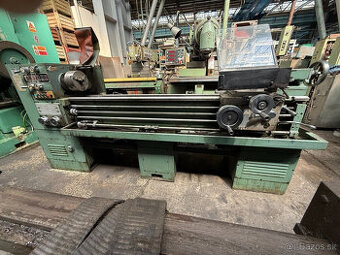 Univerzální soustruh SN 321/1500