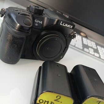 Panasonic Lumix GH4