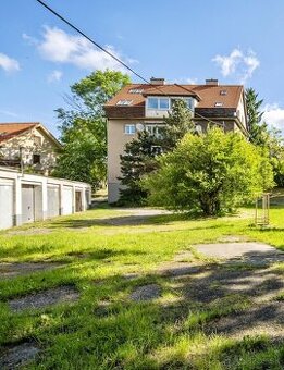 Realitný kancelária REALADR s.r.o. - 1