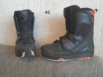 snowboardové boty 46