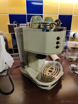 Predám kávovar Delonghi