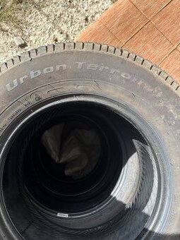 Bf goodrich 245/70 r16