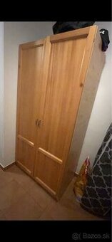 Šatníková skriňa