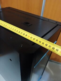 Serverova skriňa 19"