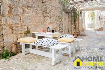 NA PREDAJ kamenný dom /75 m² / na malebnom mieste, HVAR