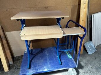 Počítačový stôl