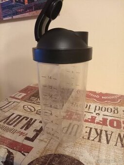 tupperware šejker - 1