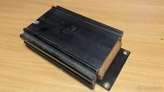 Audi A6 C5 avant 4B9 zosilňovač Bose sound