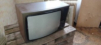 2x stary funkcny televizor