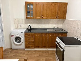 Prenájom- 1izbový zariadený byt na Podháji
